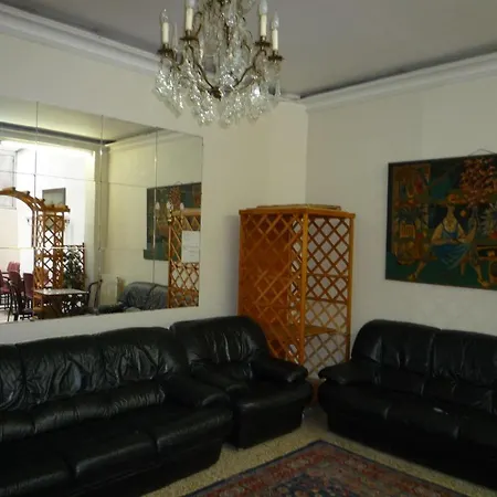 Отель Adele & Jules Париж