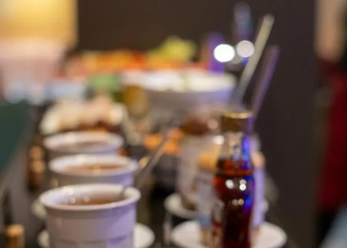 Отель Adele & Jules 4*