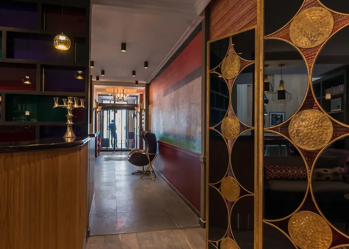 Adele & Jules Отель 4*