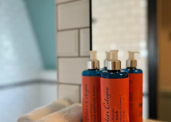 Adele & Jules Hotel 4*